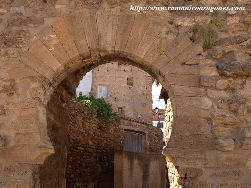 DETALLE DE SU ROSCA.